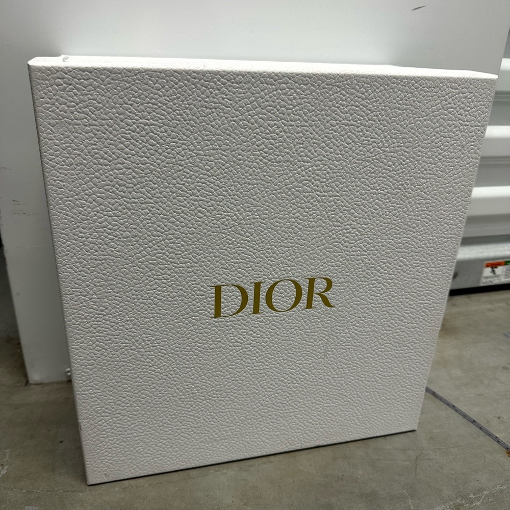 Dior Textured White Box with Gold Logo